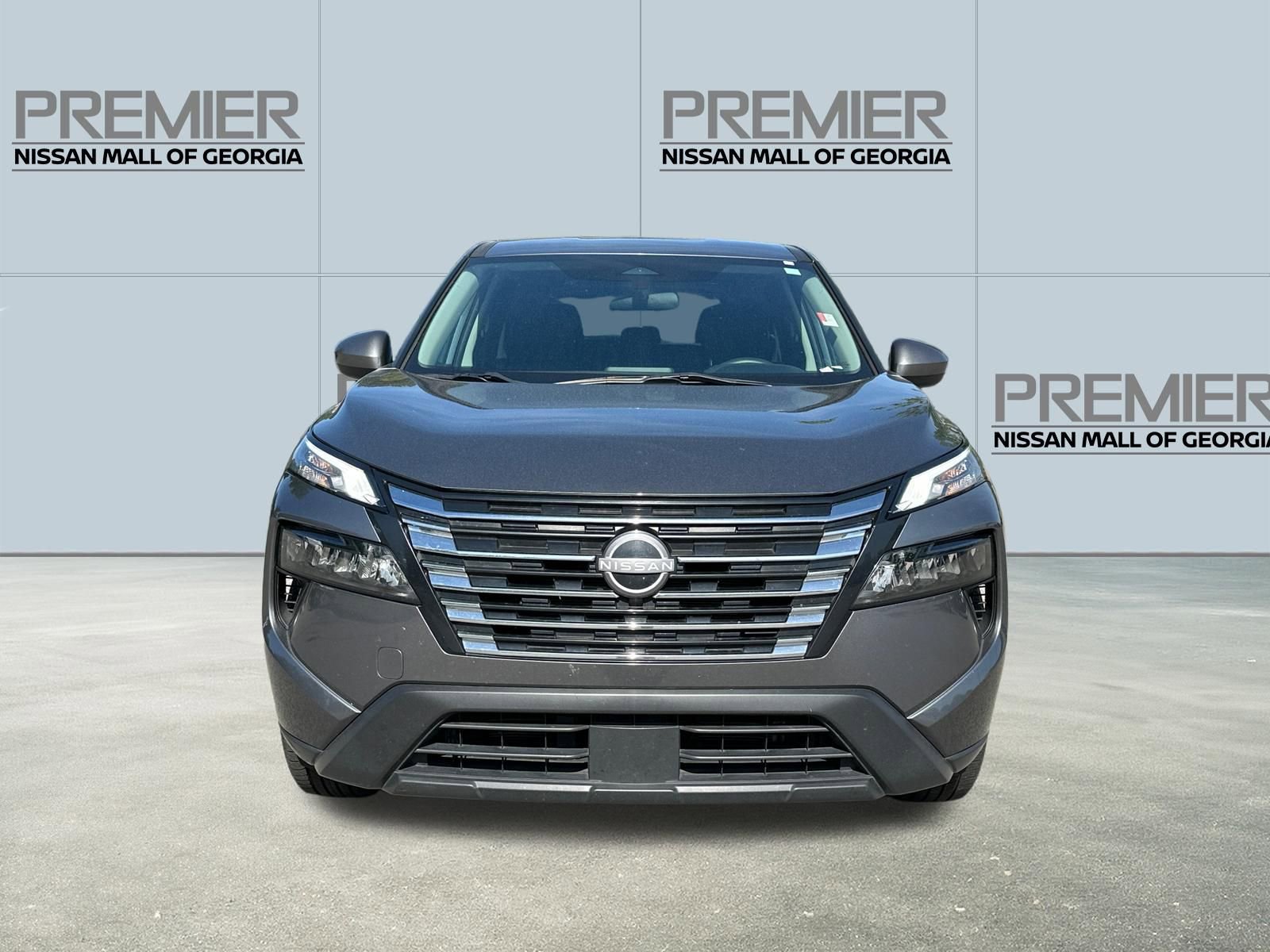 Certified 2024 Nissan Rogue SV FWD image 2