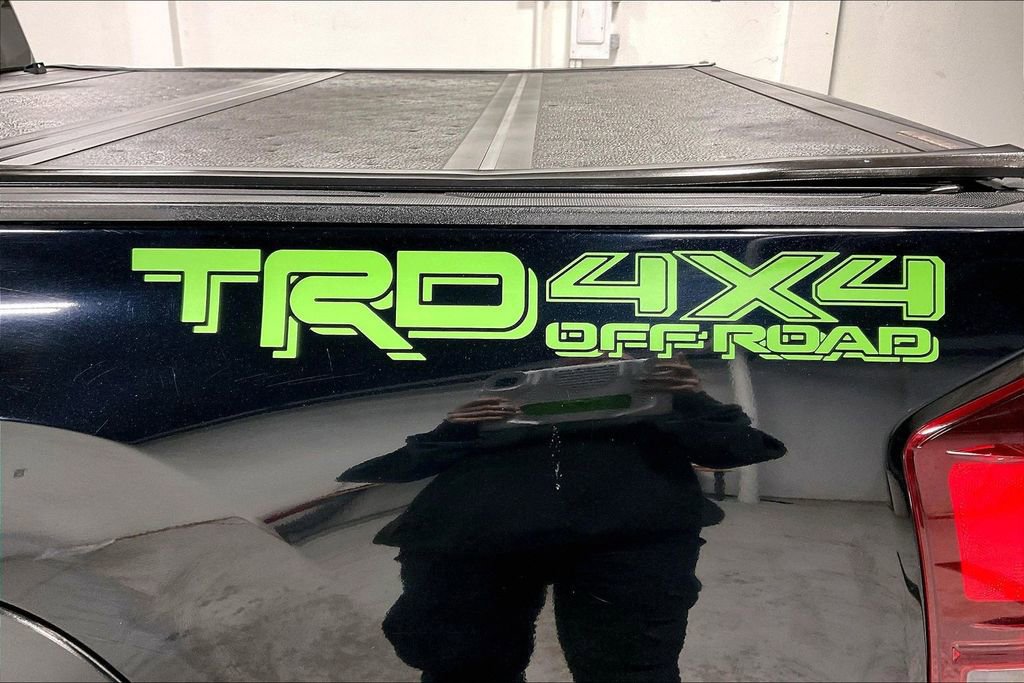 Used 2019 Toyota Tacoma TRD Off-Road image 40