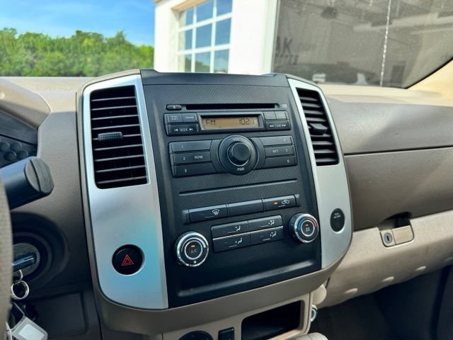 Used 2011 Nissan Frontier SV RWD image 24