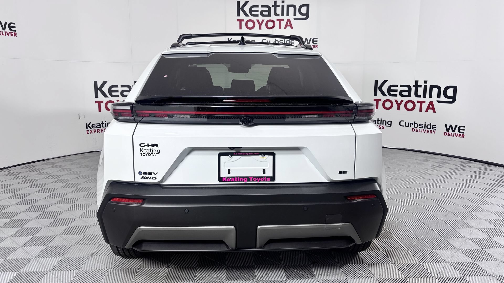 Used 2026 Toyota C-HR AWD/4WD image 4