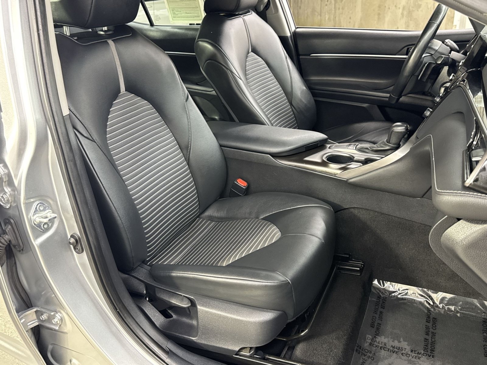 Used 2023 Toyota Camry SE FWD image 39