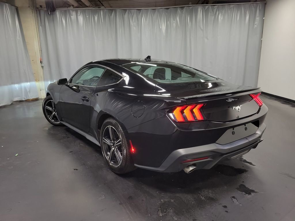 Used 2024 Ford Mustang Premium image 6