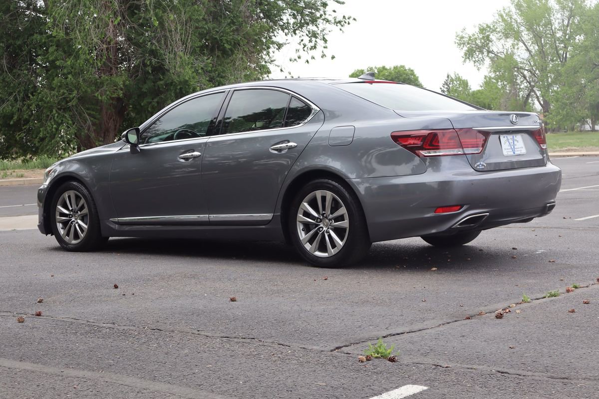 Used 2014 Lexus LS 460 AWD w/ Comfort Package image 7