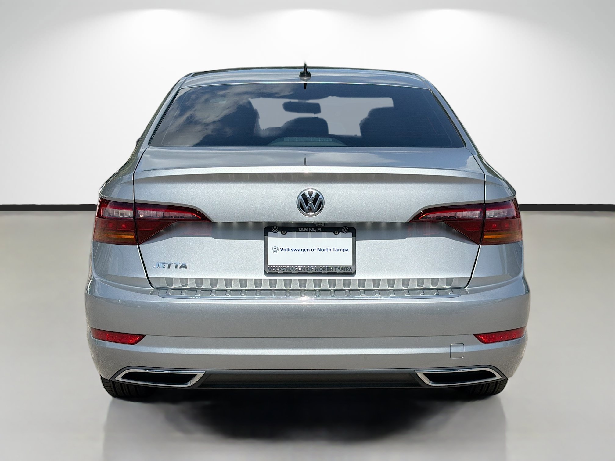 Used 2019 Volkswagen Jetta R-Line w/ R-Line Cold Weather Package FWD image 4