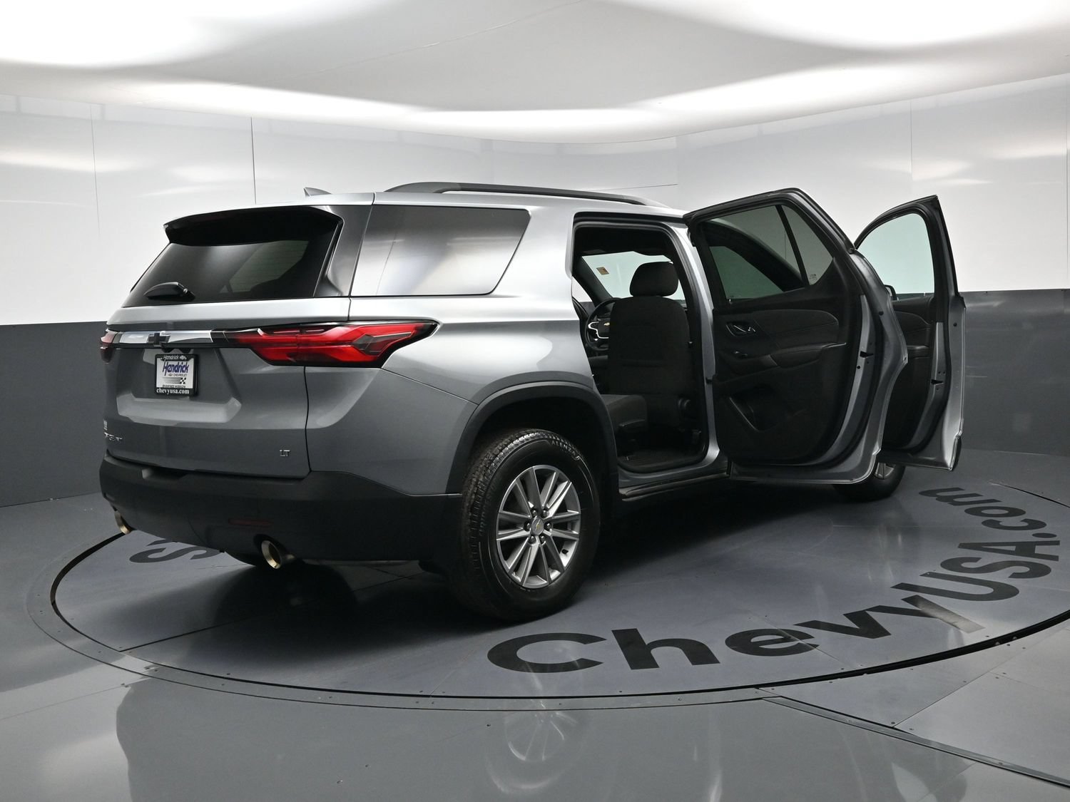 Used 2023 Chevrolet Traverse LT AWD/4WD image 26