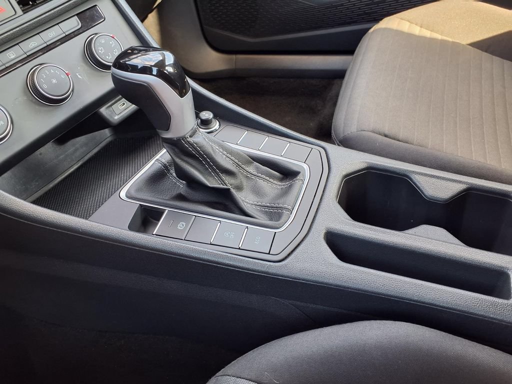 Used 2024 Volkswagen Jetta S FWD image 9