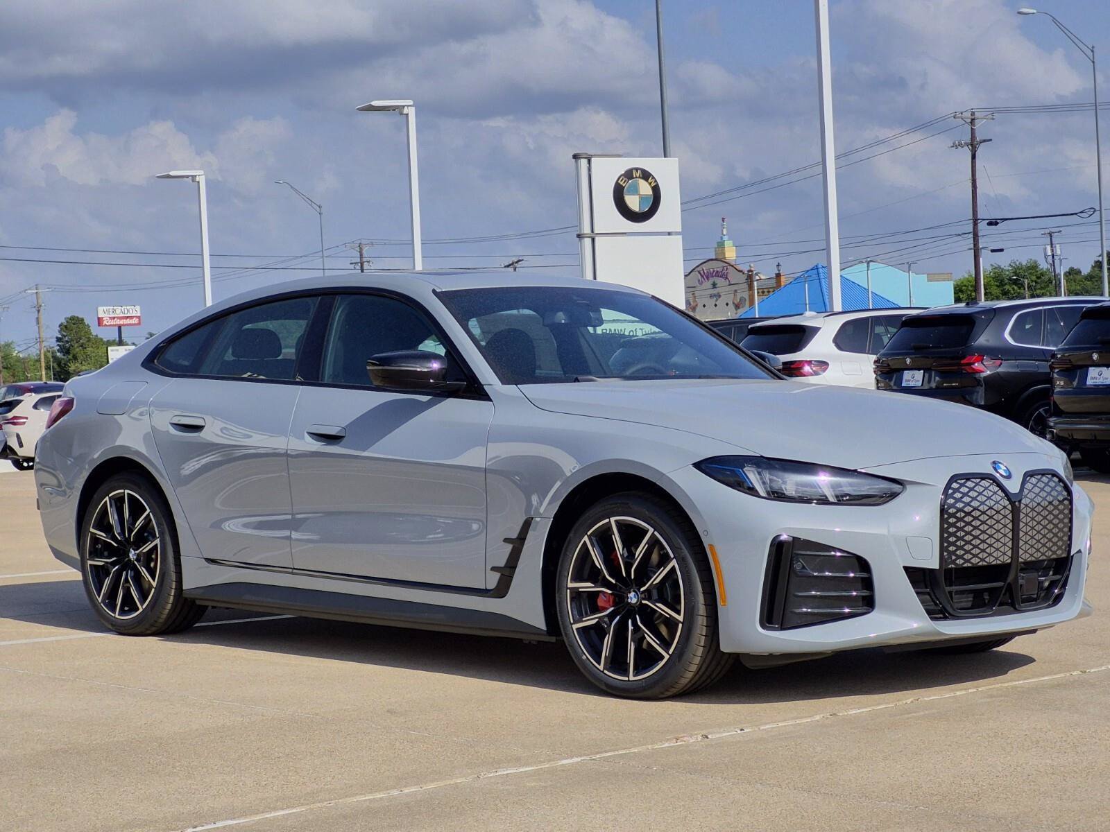 New 2026 BMW i4 eDrive40 w/ M Sport Package RWD image 3