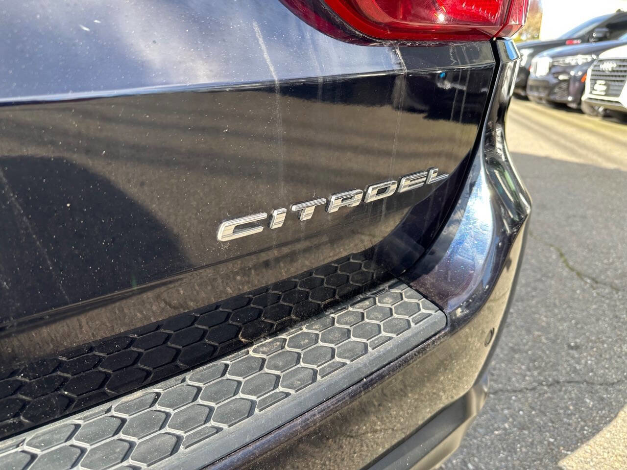 Used 2011 Dodge Durango Citadel w/ Trailer Tow Group IV image 7