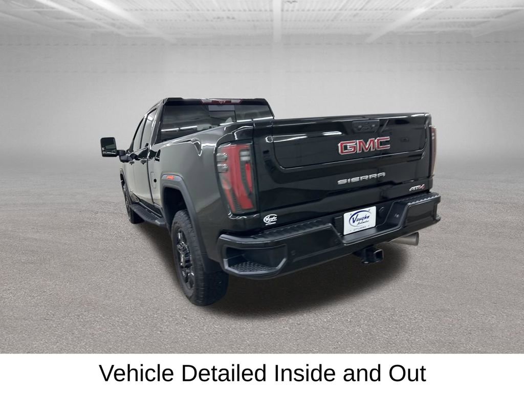 Used 2025 GMC Sierra 2500 AT4 w/ AT4 Premium Plus Package image 11