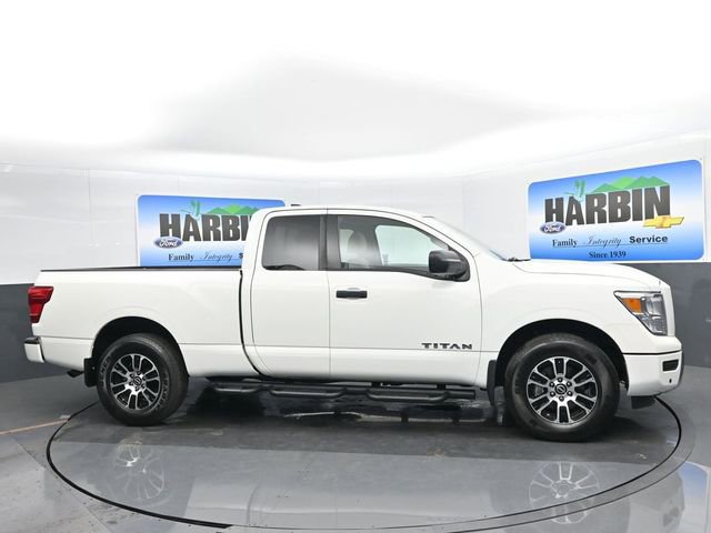 Used 2024 Nissan Titan SV w/ Accessory Utility Package image 7