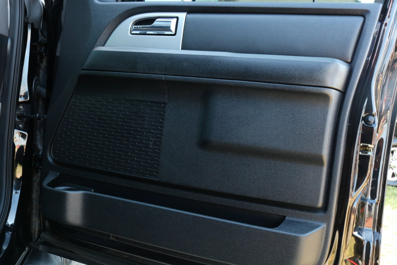 Used 2017 Ford Expedition XLT w/ Equipment Group 202A image 47