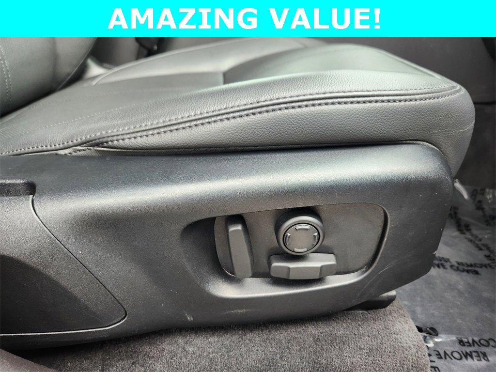 Used 2025 Land Rover Range Rover Velar Dynamic SE image 27