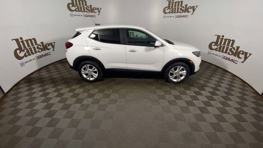 Certified 2023 Buick Encore GX Preferred FWD image 9