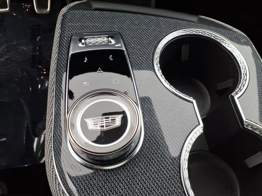 Certified 2025 Cadillac Optiq Luxury 1 w/ LPO, Floor Liner Package image 31