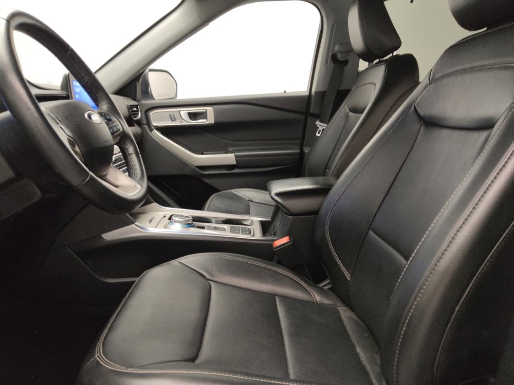 Used 2024 Ford Explorer Limited image 17