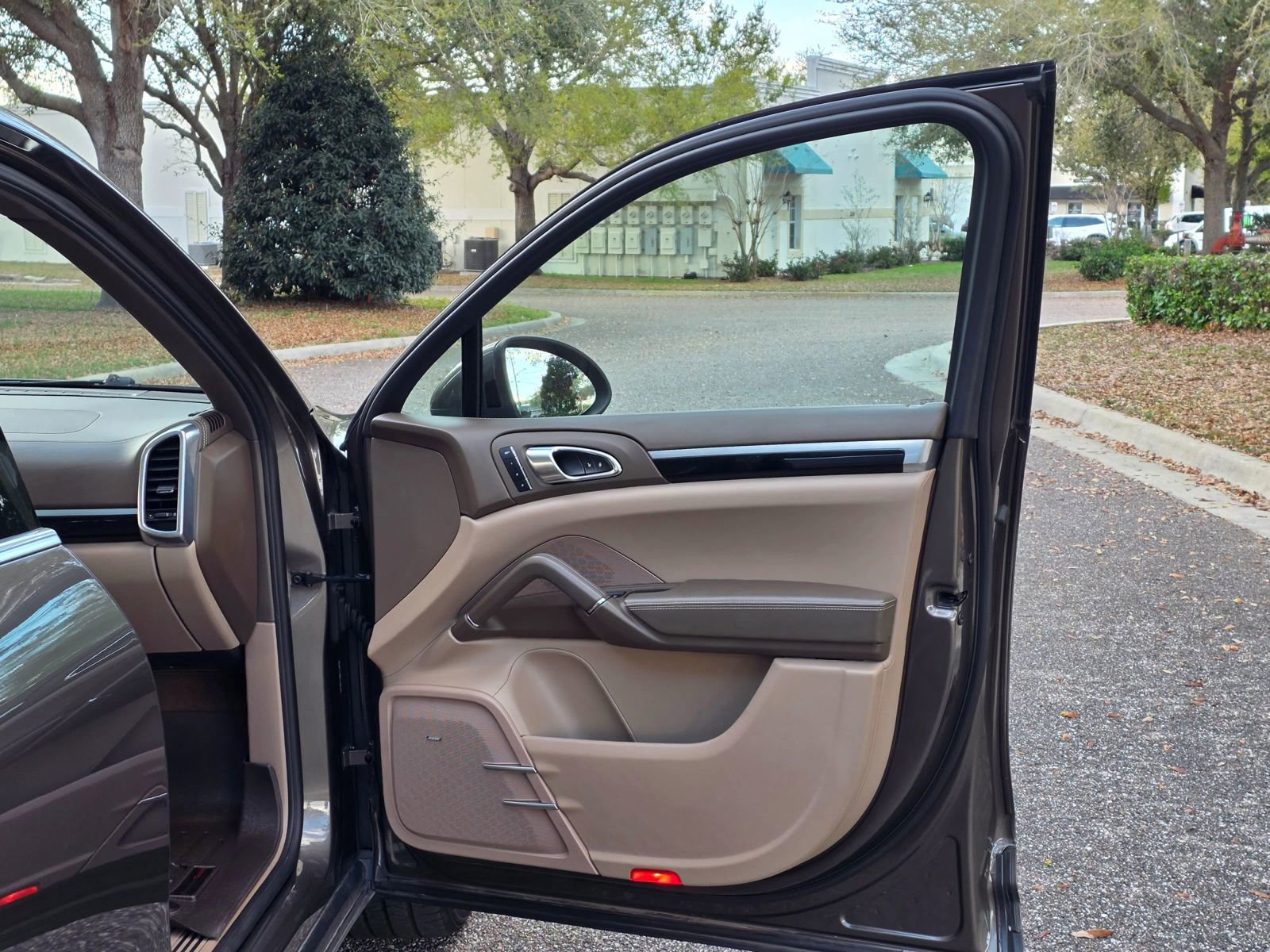 Used 2013 Porsche Cayenne Diesel image 67