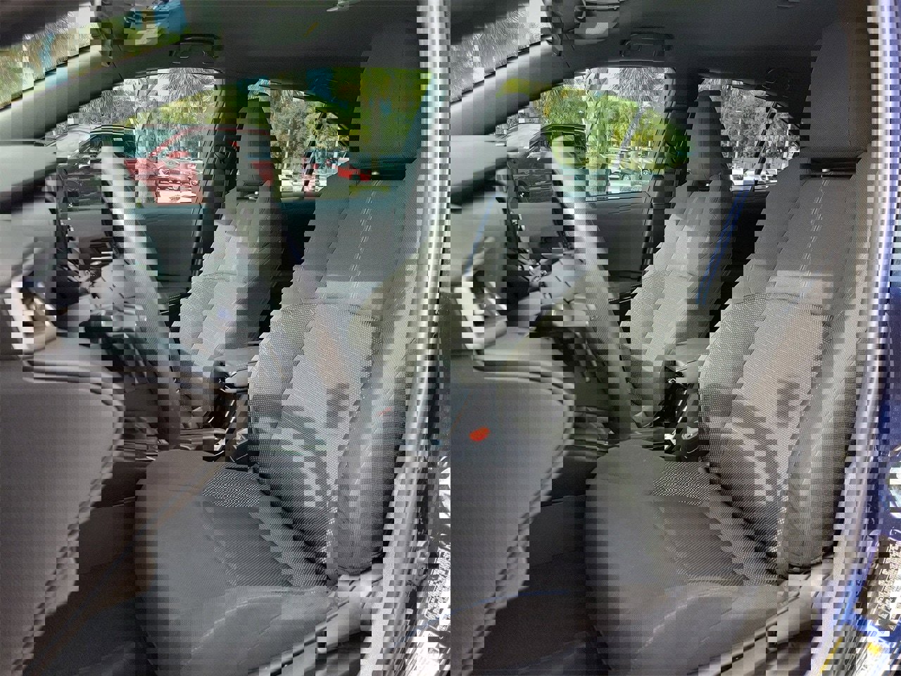 Used 2022 Toyota Corolla SE image 16