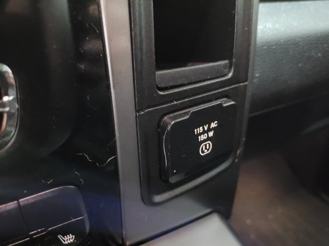 Used 2013 RAM 1500 Sport w/ Sport Premium Group image 32