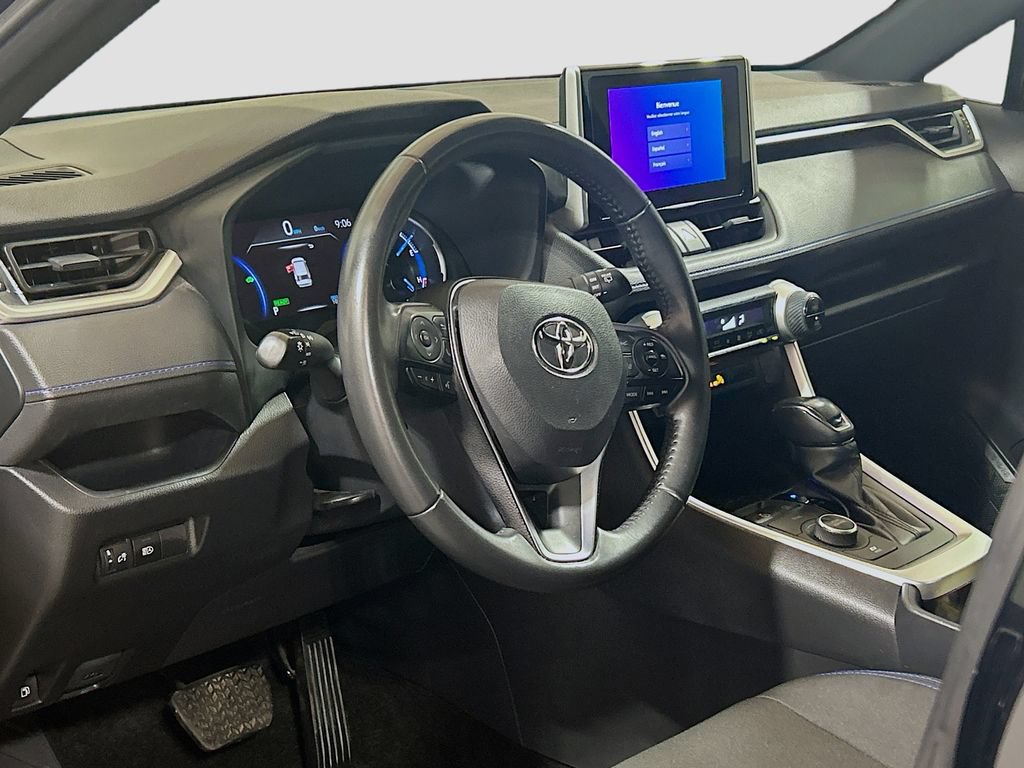 Used 2023 Toyota RAV4 SE AWD/4WD image 7