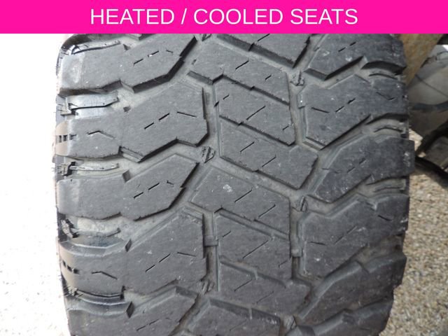 Used 2019 Chevrolet Silverado 1500 High Country w/ Technology Package image 17