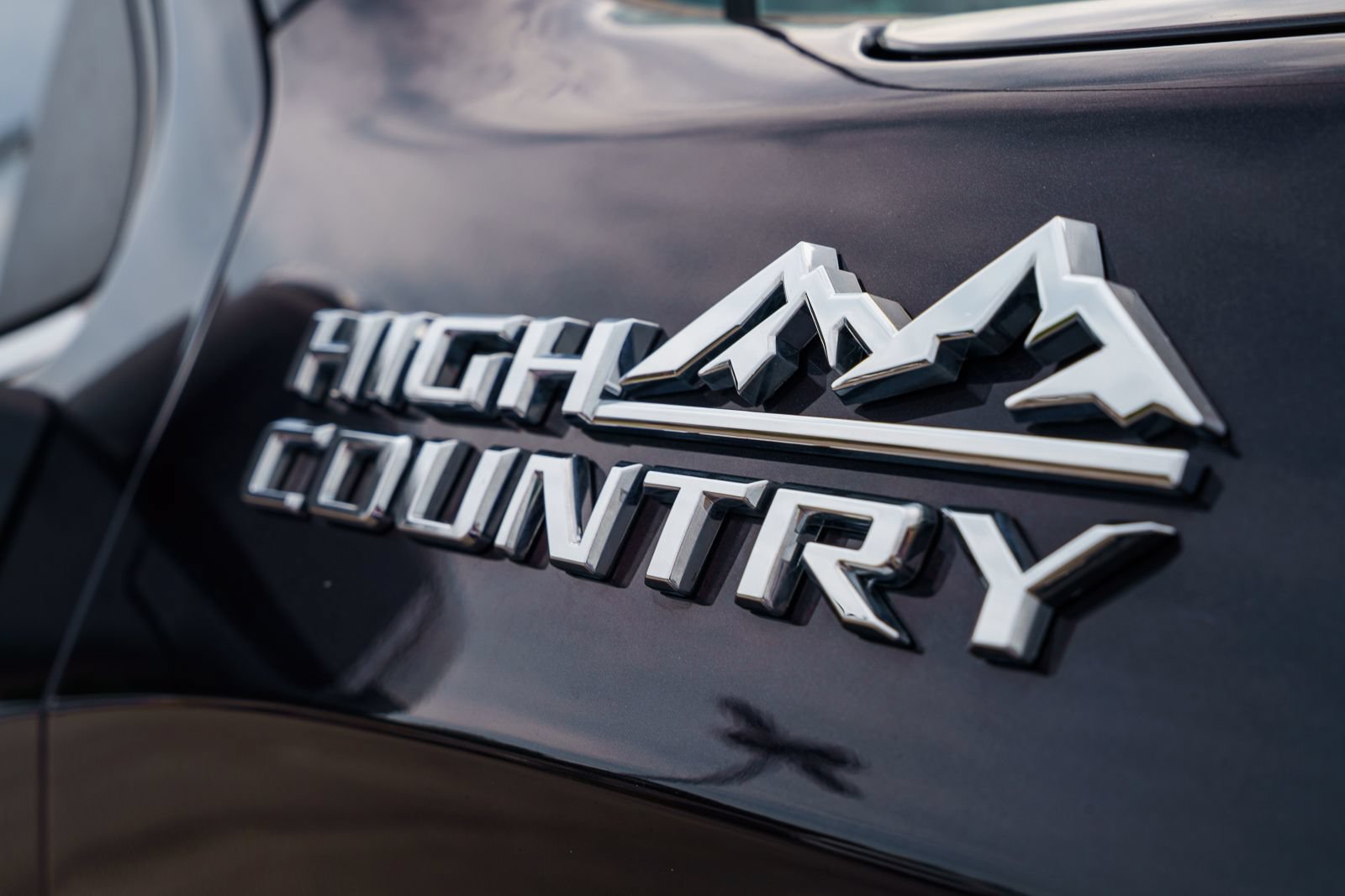 Used 2024 Chevrolet Silverado 1500 High Country w/ Technology Package AWD/4WD image 14