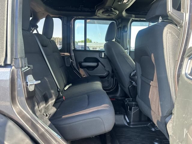 Used 2018 Jeep Wrangler Unlimited Sport S AWD/4WD image 16