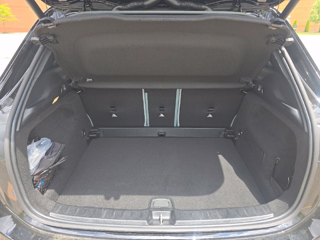 New 2026 Mercedes-Benz GLA 250 4MATIC image 18