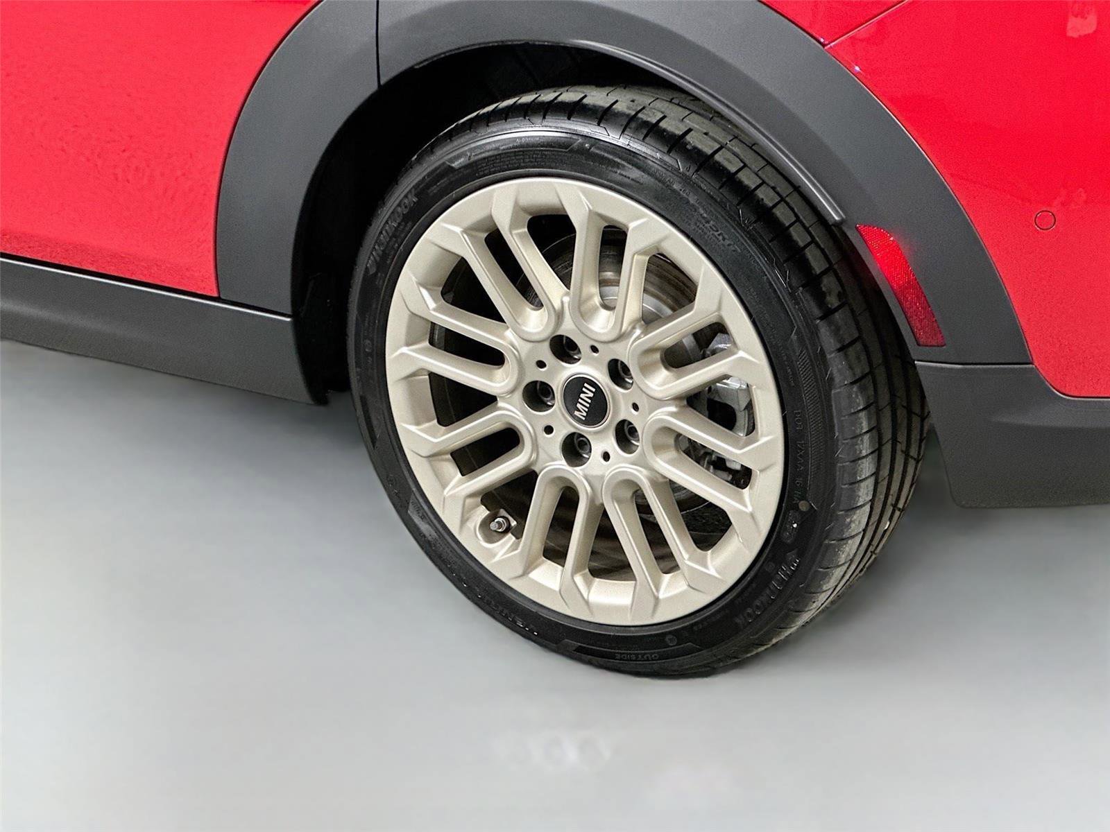 Certified 2025 MINI Cooper S FWD image 26