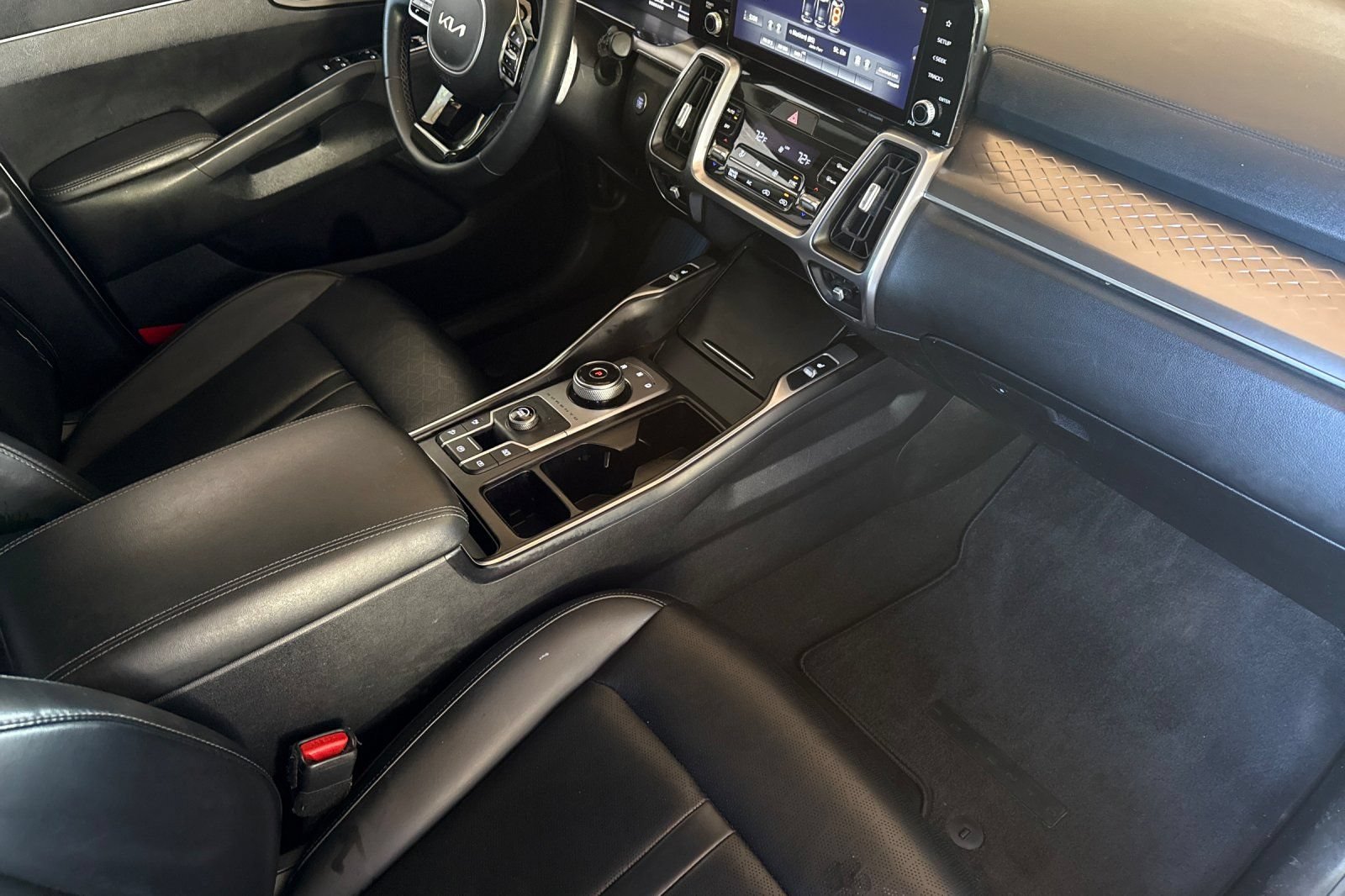 Used 2022 Kia Sorento S FWD image 22