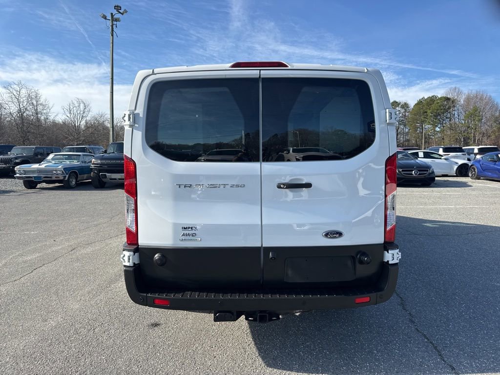Used 2020 Ford Transit 250 Low Roof AWD image 4