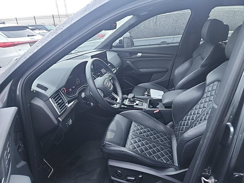 Used 2023 Audi SQ5 Premium Plus w/ Premium Plus Package image 4