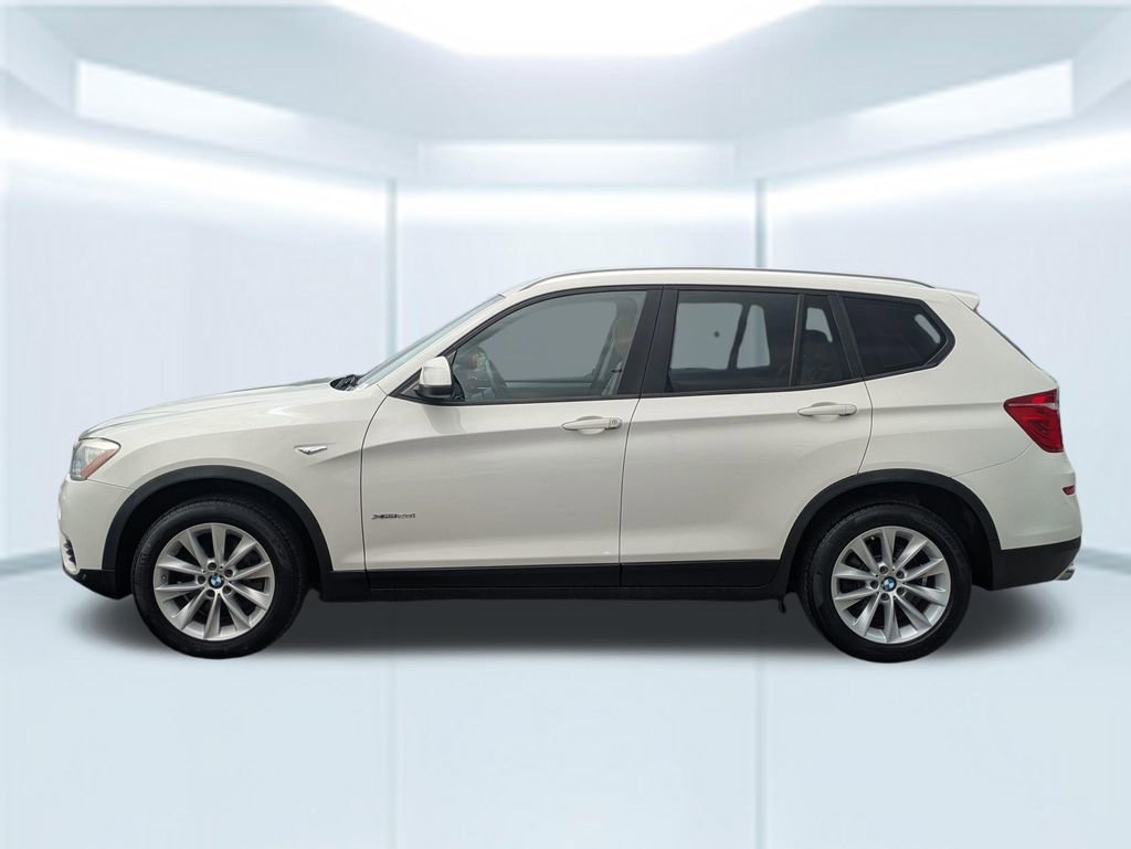 Used 2016 BMW X3 xDrive28i AWD/4WD image 2