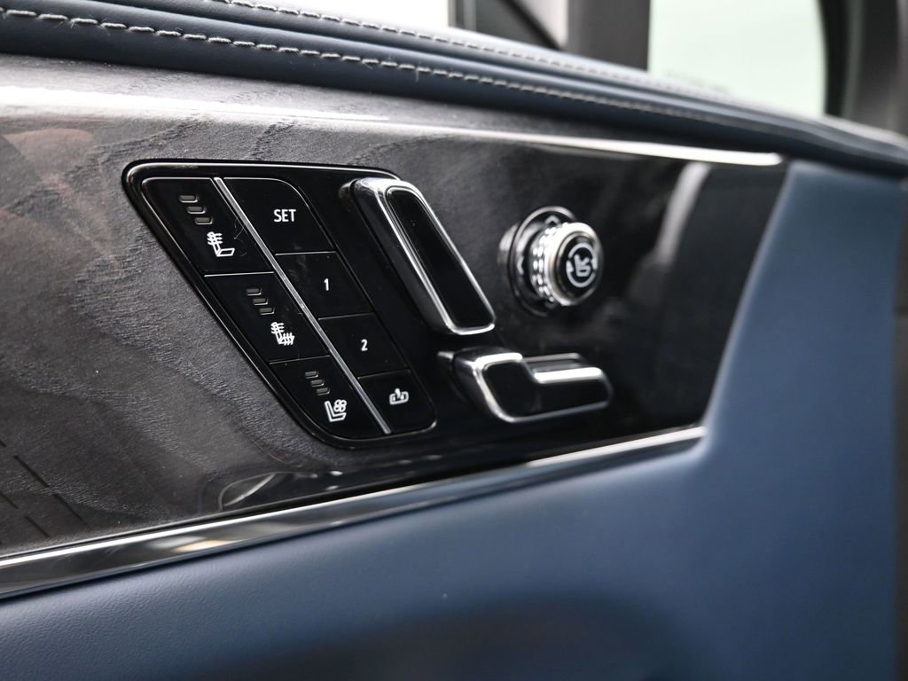 New 2026 Cadillac Escalade IQ Sport 2 w/ LPO, ONYX Package image 16