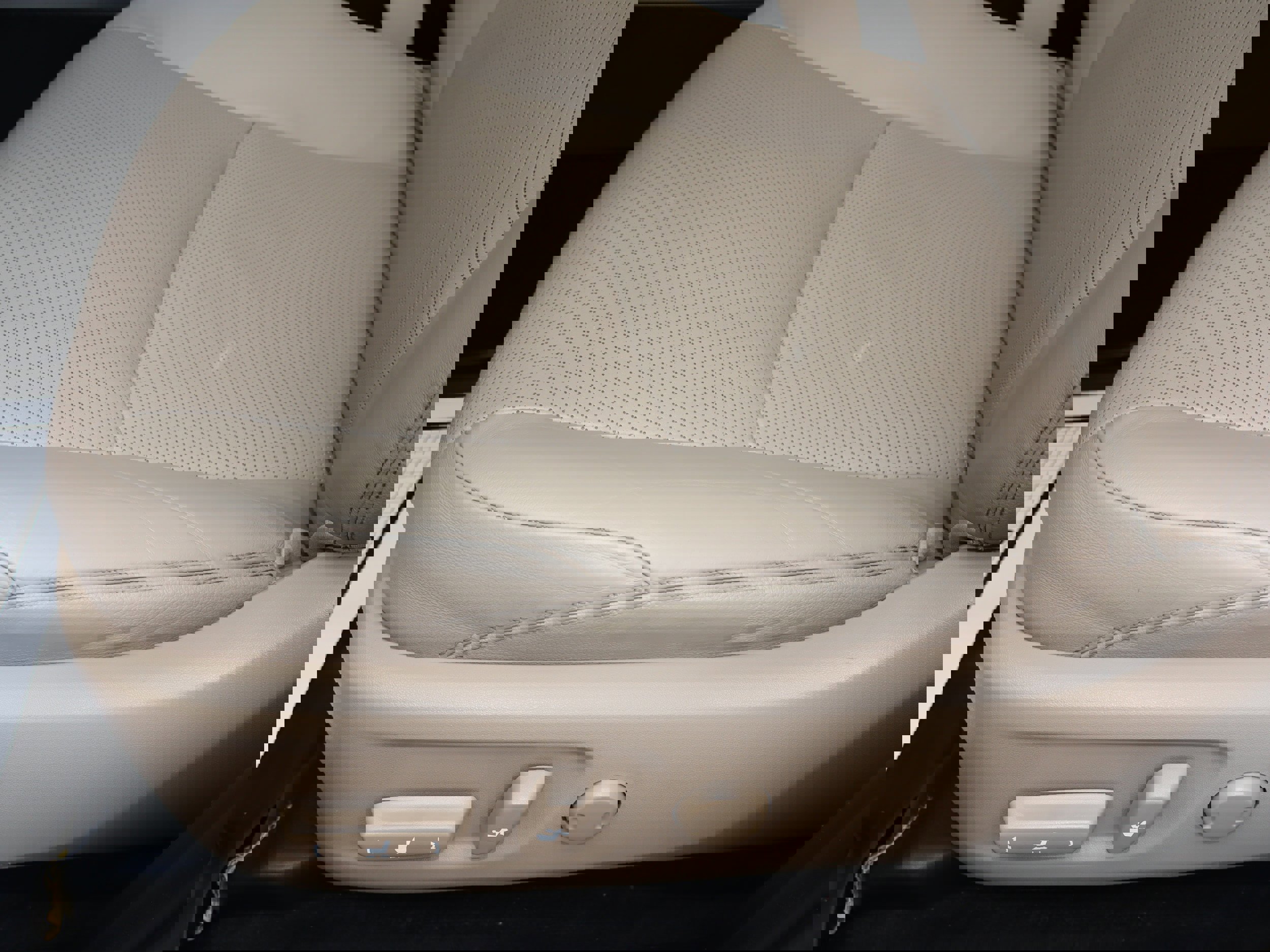 Used 2019 Toyota 4Runner Limited image 16