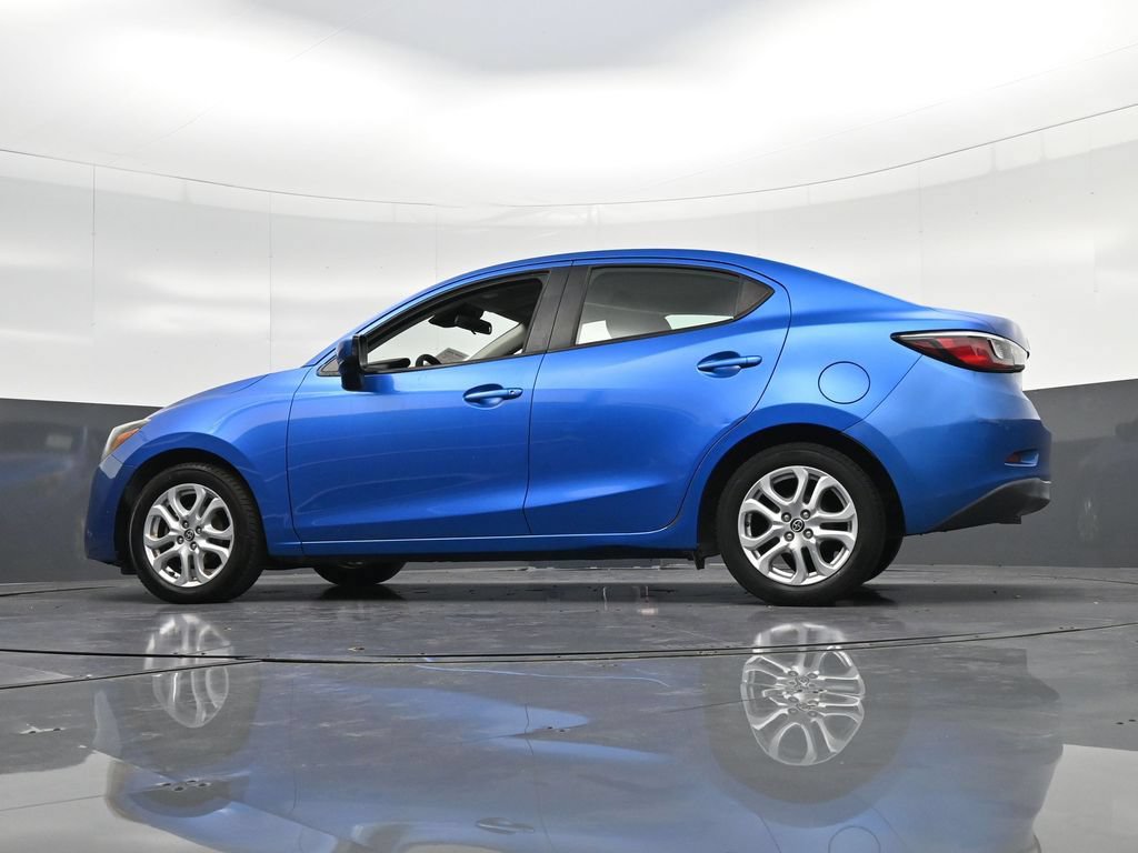 Used 2016 Scion iA FWD image 34