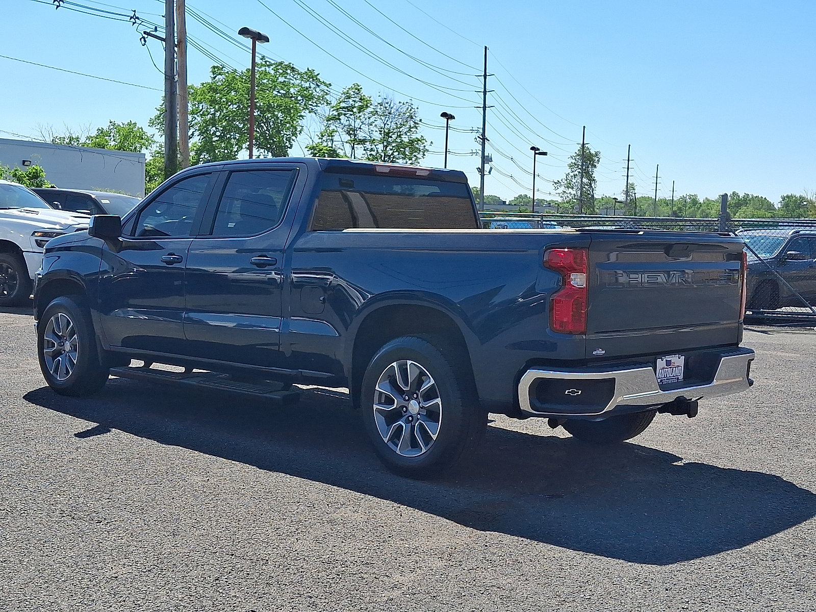 Used 2022 Chevrolet Silverado 1500 LT w/ Bed Protection Package AWD/4WD image 5