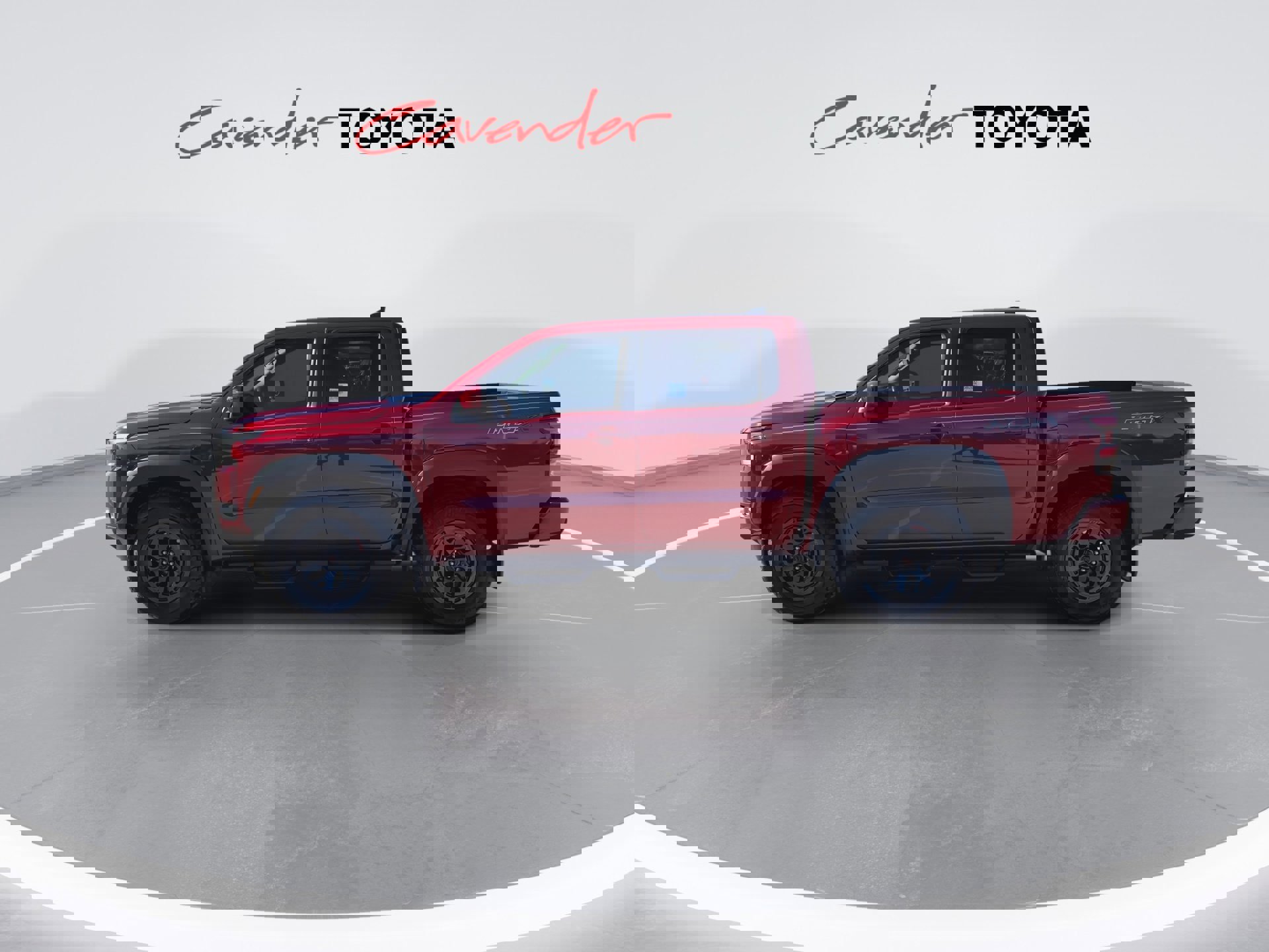 Used 2025 Nissan Frontier Pro-X image 5