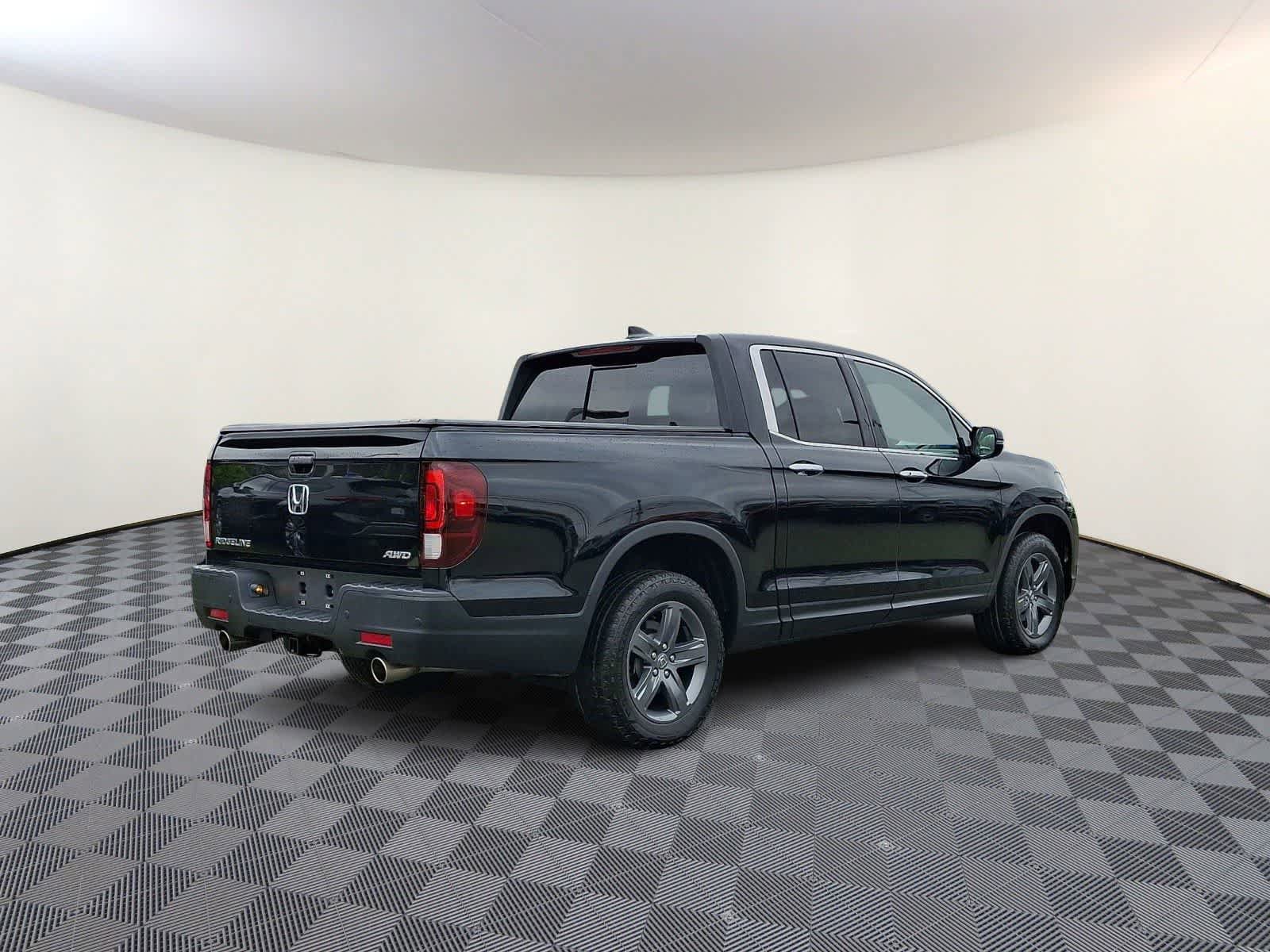 Used 2023 Honda Ridgeline RTL-E image 5