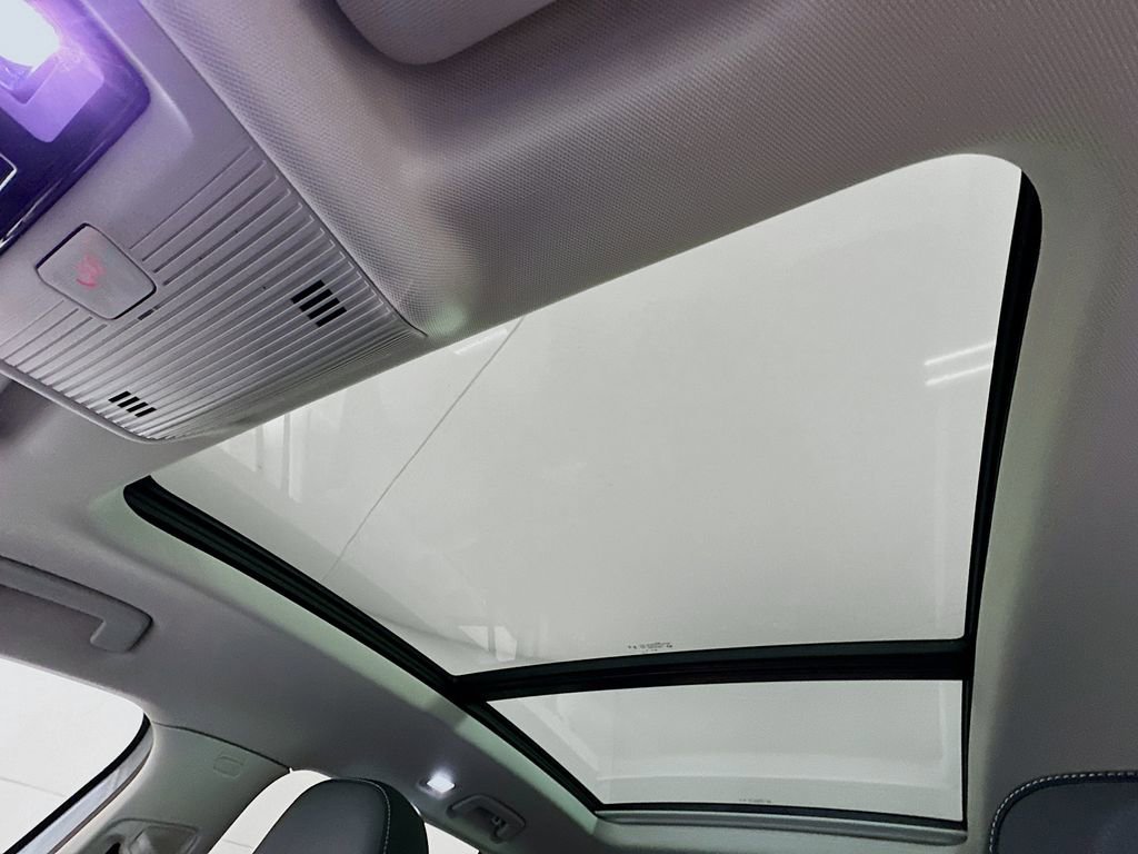 New 2026 Volkswagen Tiguan SE image 15