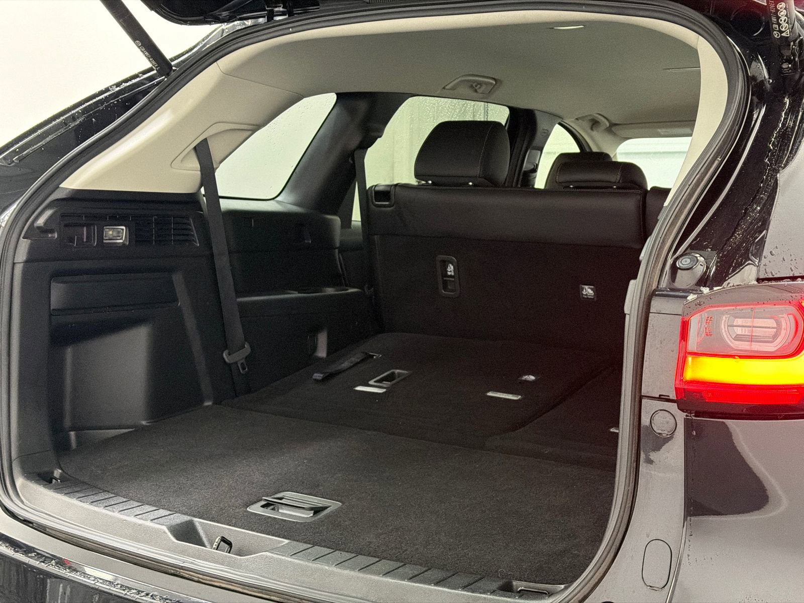 Used 2025 MAZDA CX-90 3.3 Turbo w/ Select Package image 7