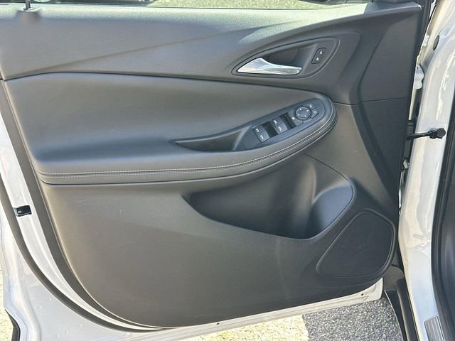 Used 2023 Buick Encore GX Preferred w/ Cold Weather Comfort Package image 19