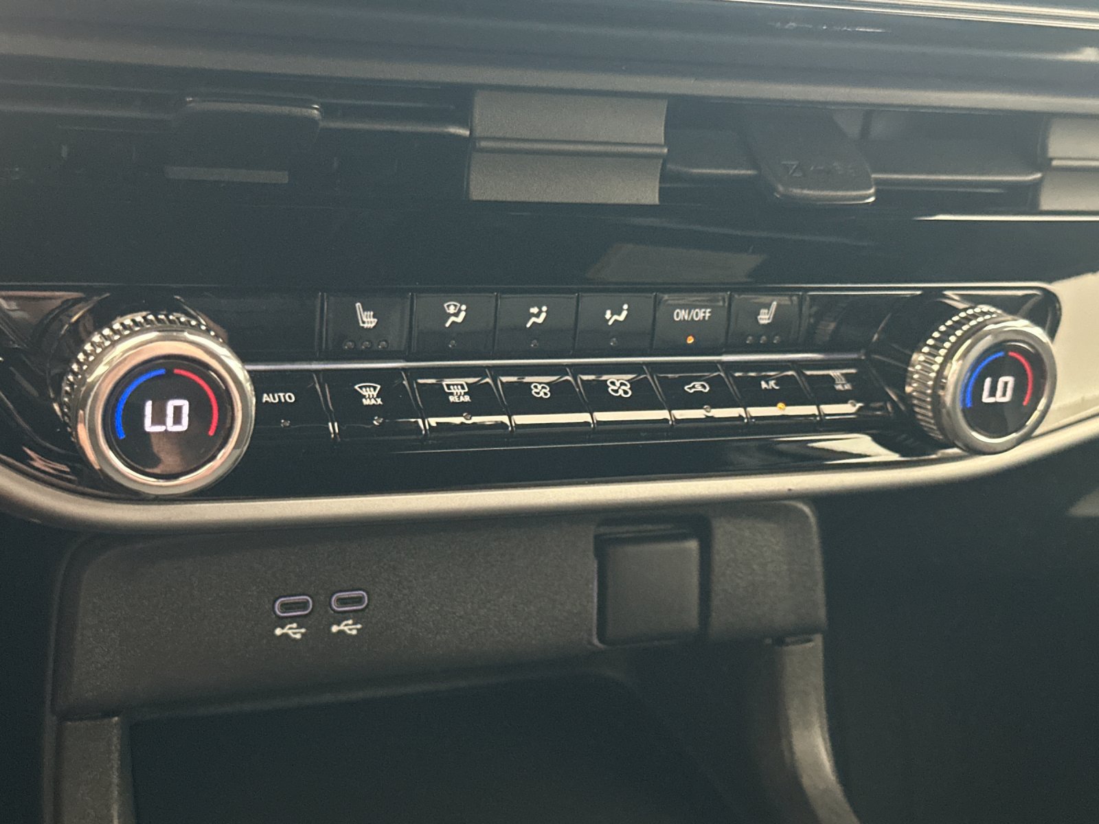 Used 2024 Honda Prologue Touring image 19