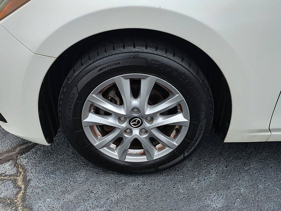 Used 2016 MAZDA MAZDA3 i Sport w/ Preferred Equipment Package FWD image 10