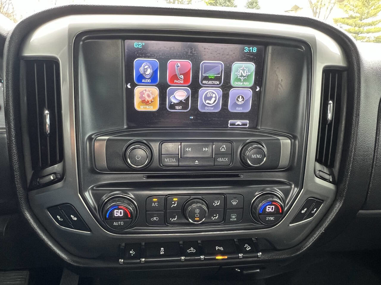 Used 2017 Chevrolet Silverado 1500 LT w/ All Star Edition AWD/4WD image 12
