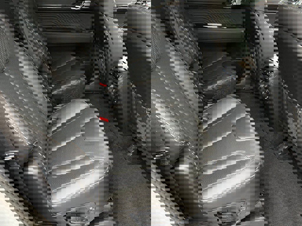 Used 2024 Hyundai Palisade Calligraphy image 26