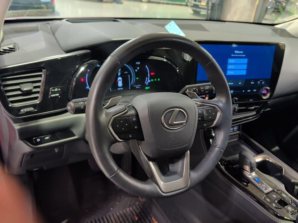Used 2024 Lexus NX 350h AWD w/ Vision Package image 4