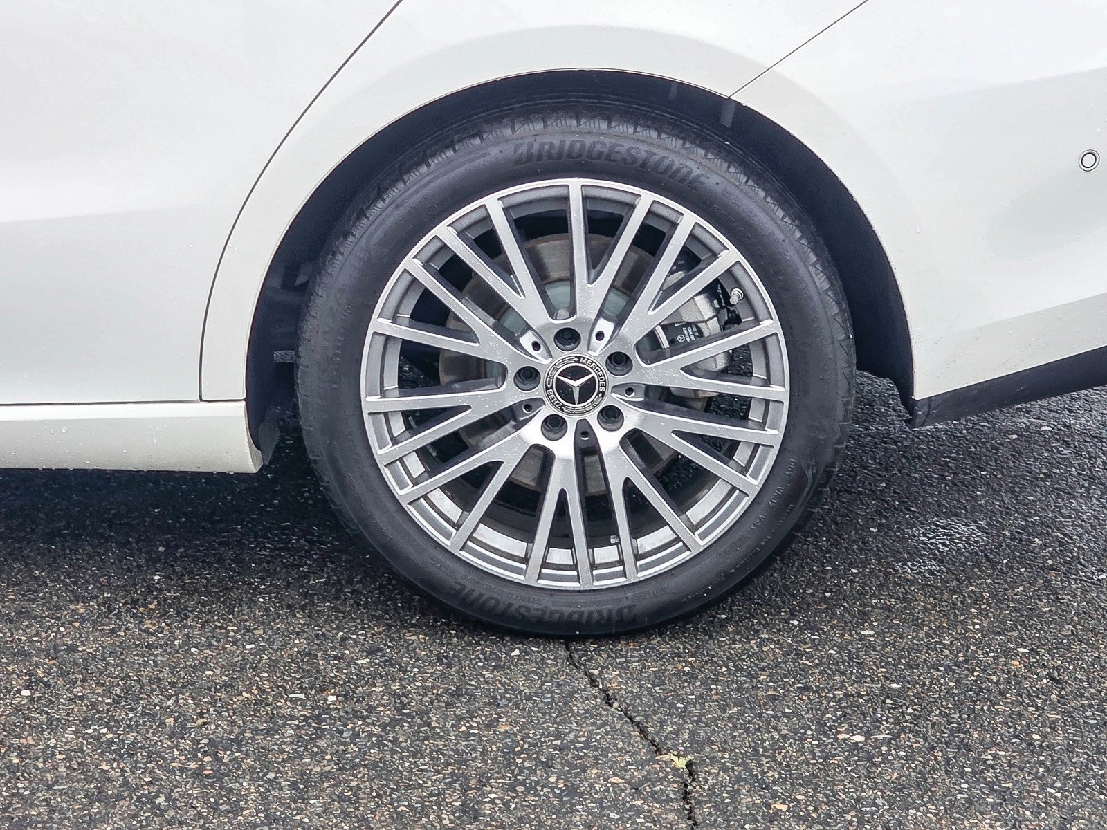 Certified 2025 Mercedes-Benz CLA 250 4MATIC image 9