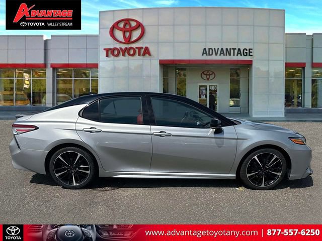 Used 2019 Toyota Camry XSE FWD image 5
