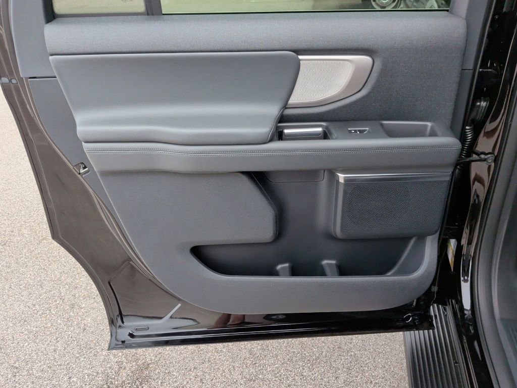 New 2026 Ford Expedition Max Active RWD image 32