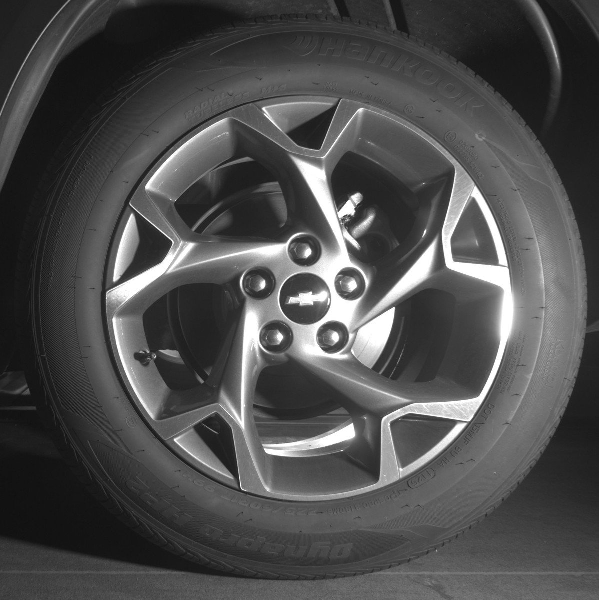 Used 2025 Chevrolet Trax LT FWD image 14
